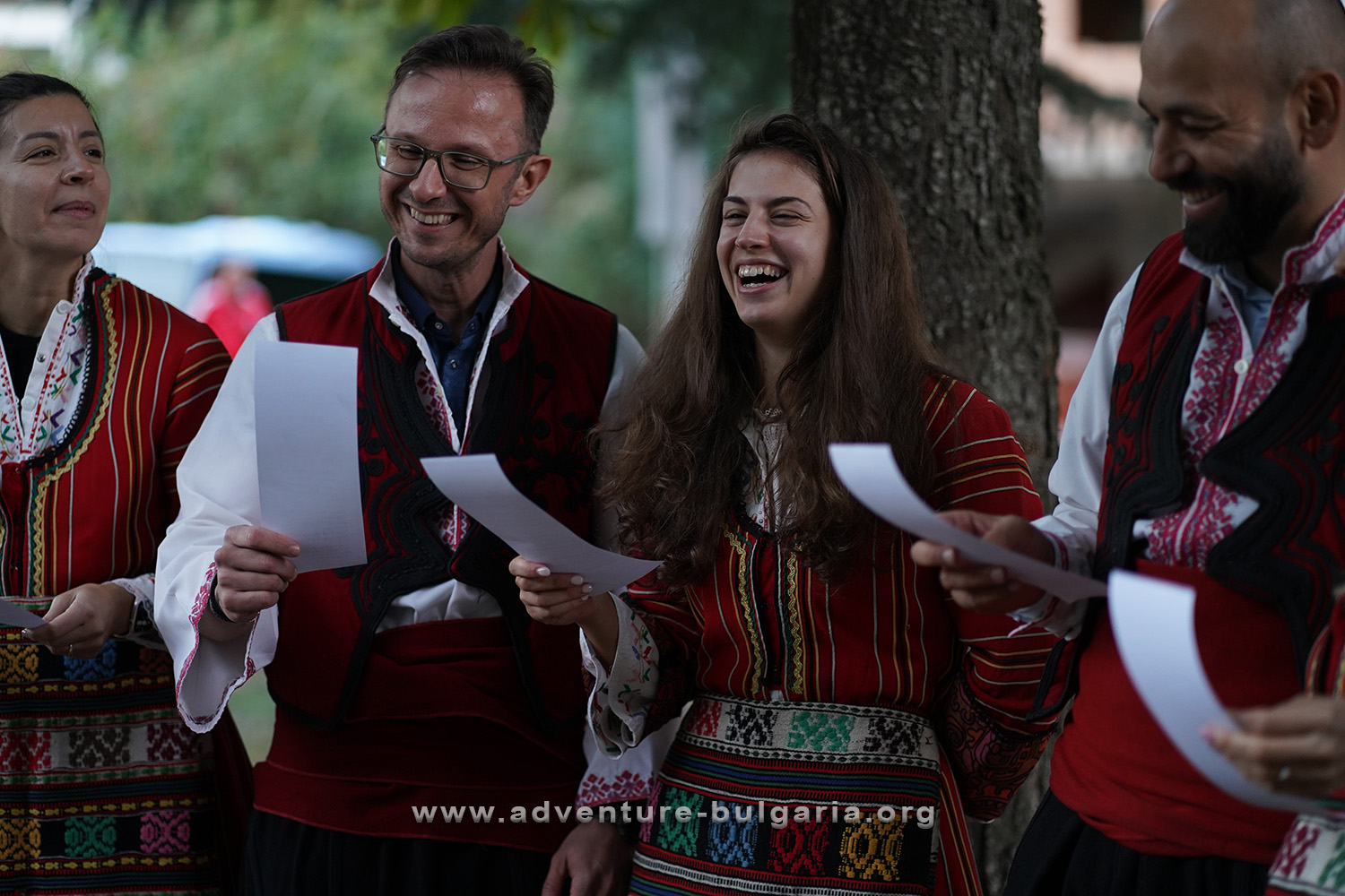 Team building with Bulgarian folk songs and choir.